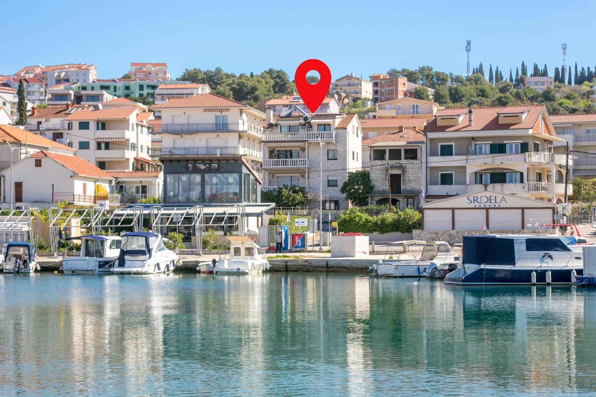 Seaside Apartments With A Swimming Pool Okrug Gornji, Ciovo - 11374 Trogir Ngoại thất bức ảnh