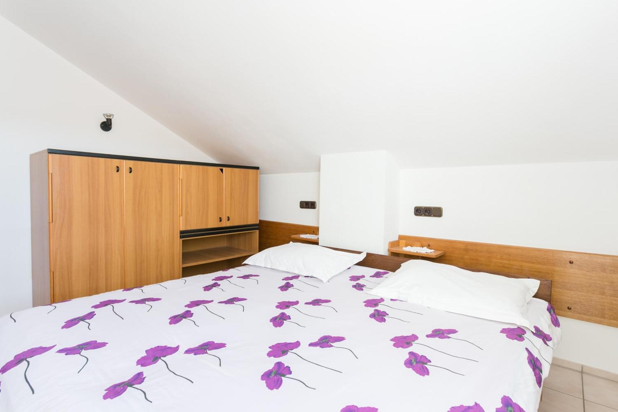 Seaside Apartments With A Swimming Pool Okrug Gornji, Ciovo - 11374 Trogir Phòng bức ảnh